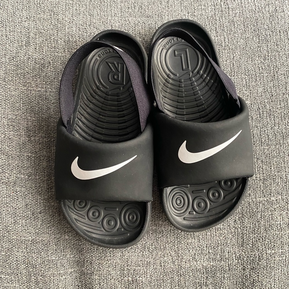 *sold* Toddler Nike Slide 10C